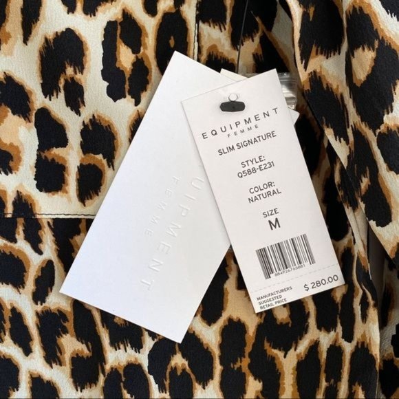 NWT Equipment Slim Signature Silk Shirt in Anima Print, Size M - Picture 6 of 9